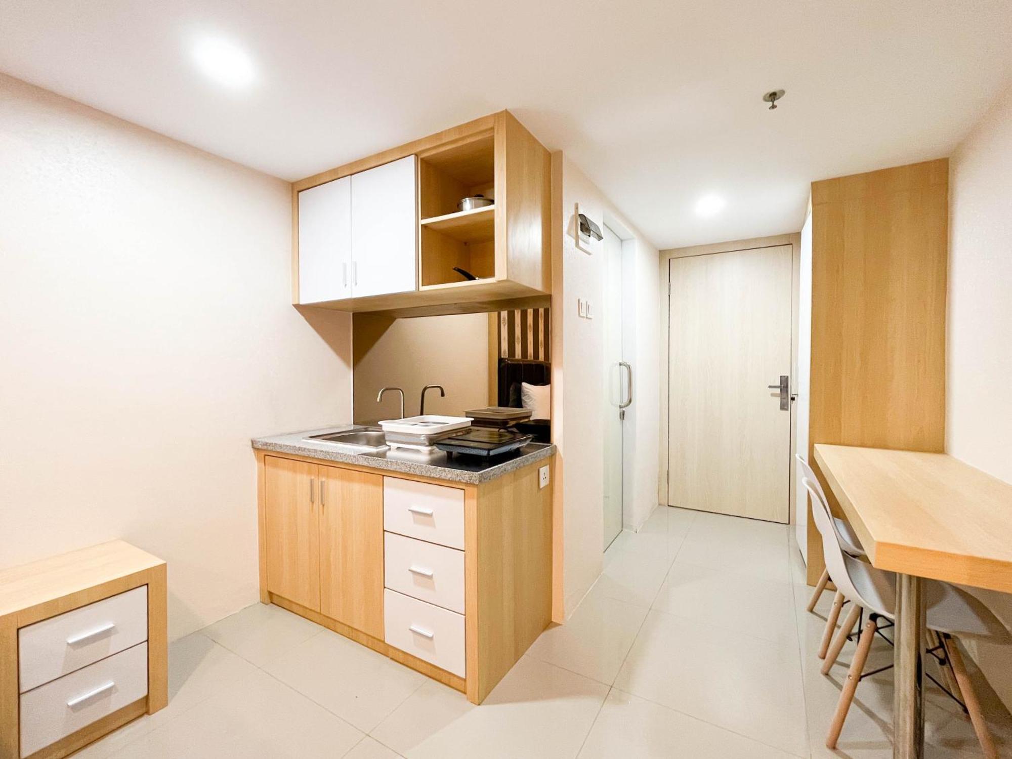 Comfortable And Tidy Studio De Prima Apartment By Travelio 棉兰 外观 照片